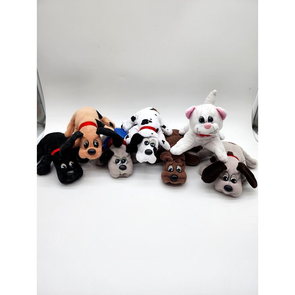 Vintage 80s Lot of 6 Pound Puppies and‎ 1 Pound Purrie